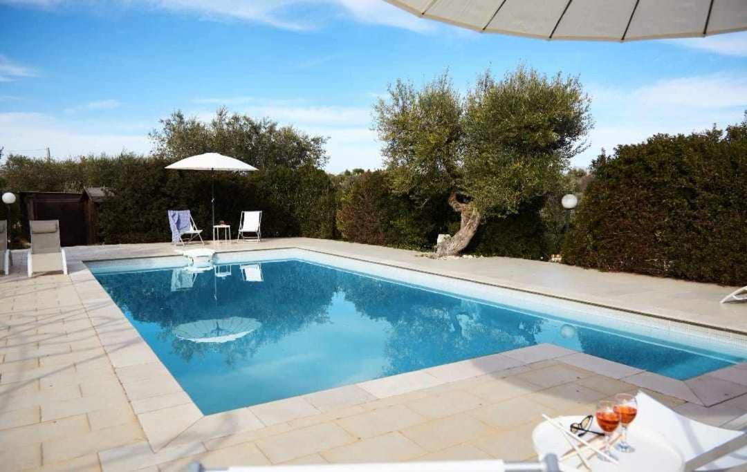 Trulli Azzalema With Exclusive Pool Villa Brindisi Eksteriør bilde