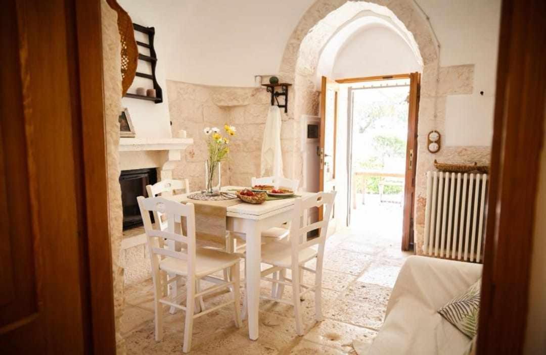 Trulli Azzalema With Exclusive Pool Villa Brindisi Eksteriør bilde